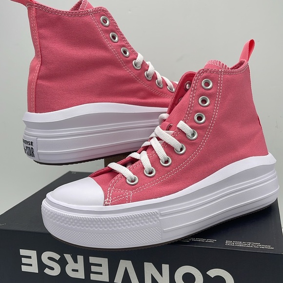 Converse WMNS High-Top Sneakers with Platform Sole A12302C CTAS MOVE HI
SNEAKY P - Picture 10 of 16